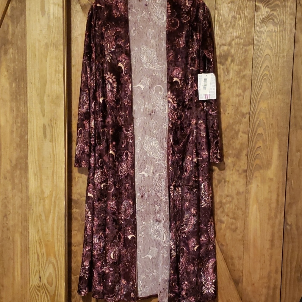 Medium Lularoe Sarah